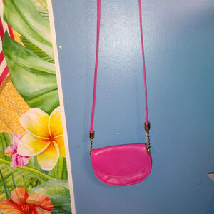 #98 pink crossbody